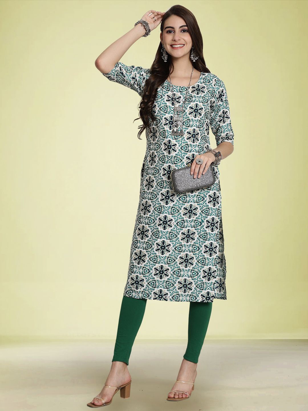 

Moda Rapido Floral Printed Round Neck Straight Kurta, Blue