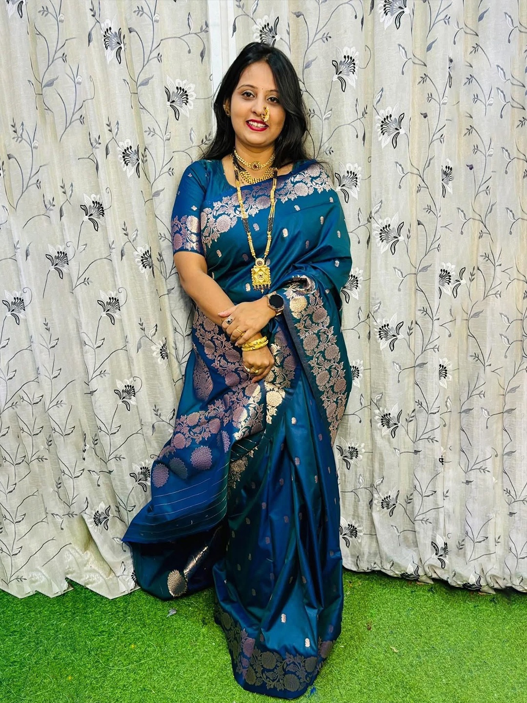 

Kriyansh Ethnic Motifs Woven Design Zari Kanjeevaram Saree, Teal