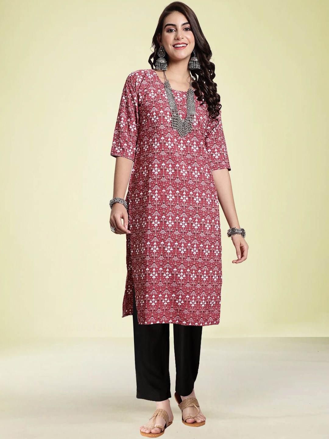 

Moda Rapido Ethnic Motifs Printed Round Neck Straight Kurta with Trousers, Peach