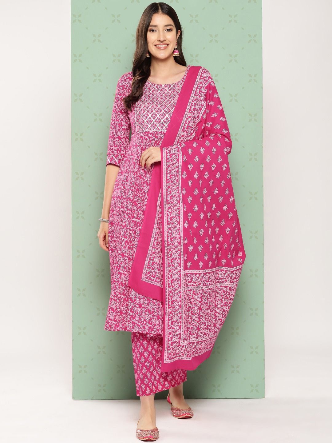 

Jaitpuriya Ethnic Motifs Printed Pure Cotton Kurta with Trousers & Dupatta, Red
