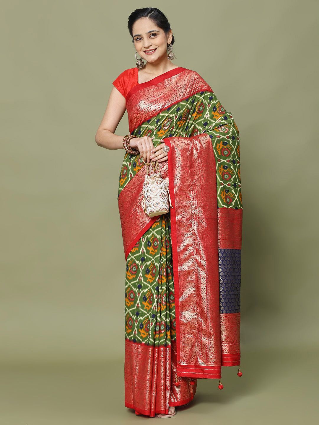 

Meena Bazaar Ethnic Motifs Woven Design Printed Saree, Green