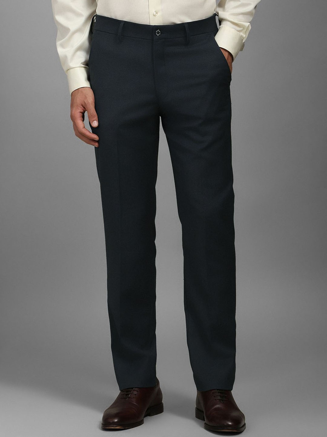 

Louis Philippe Men Slim Fit Trousers, Navy blue