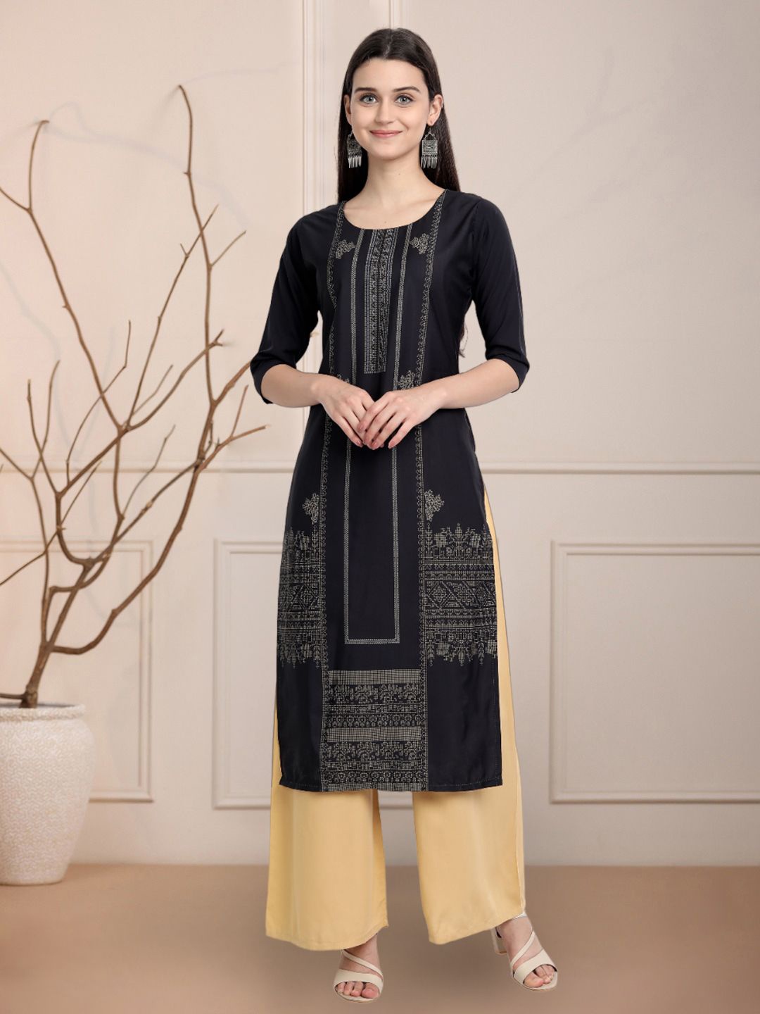 

Moda Rapido Women Printed Straight Kurta, Black