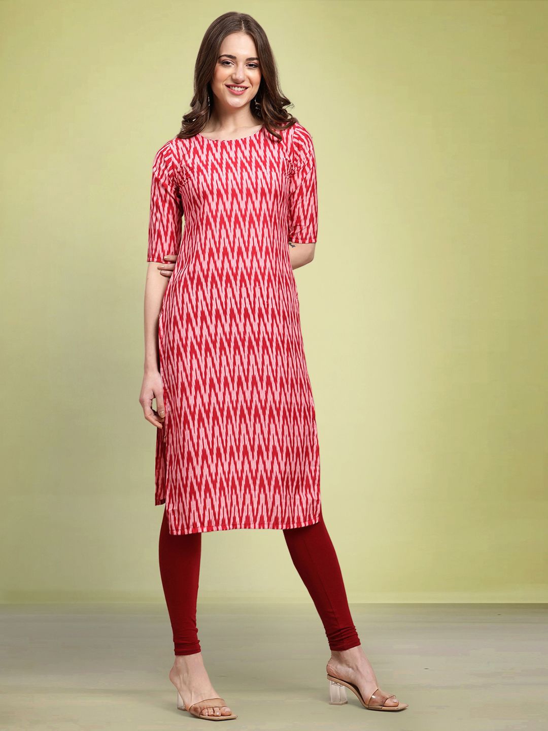 

Moda Rapido Chevron Printed Round Neck Straight Kurta, Red
