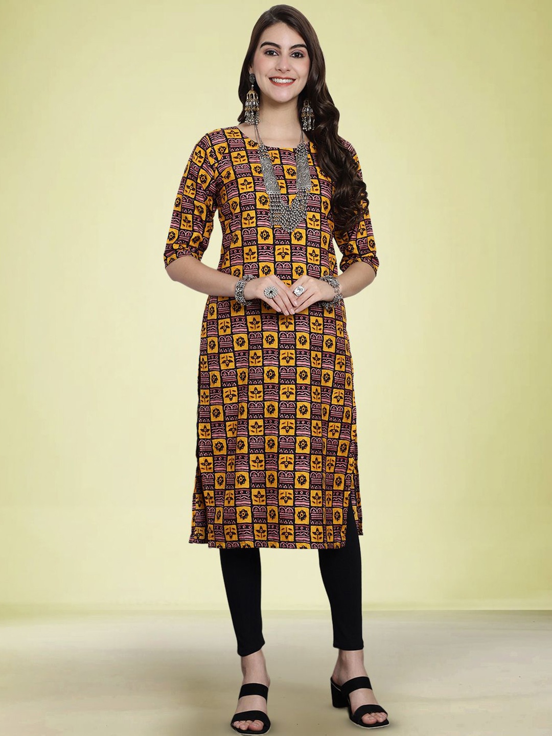 

Moda Rapido Geometric Printed Round Neck Straight Kurta, Yellow