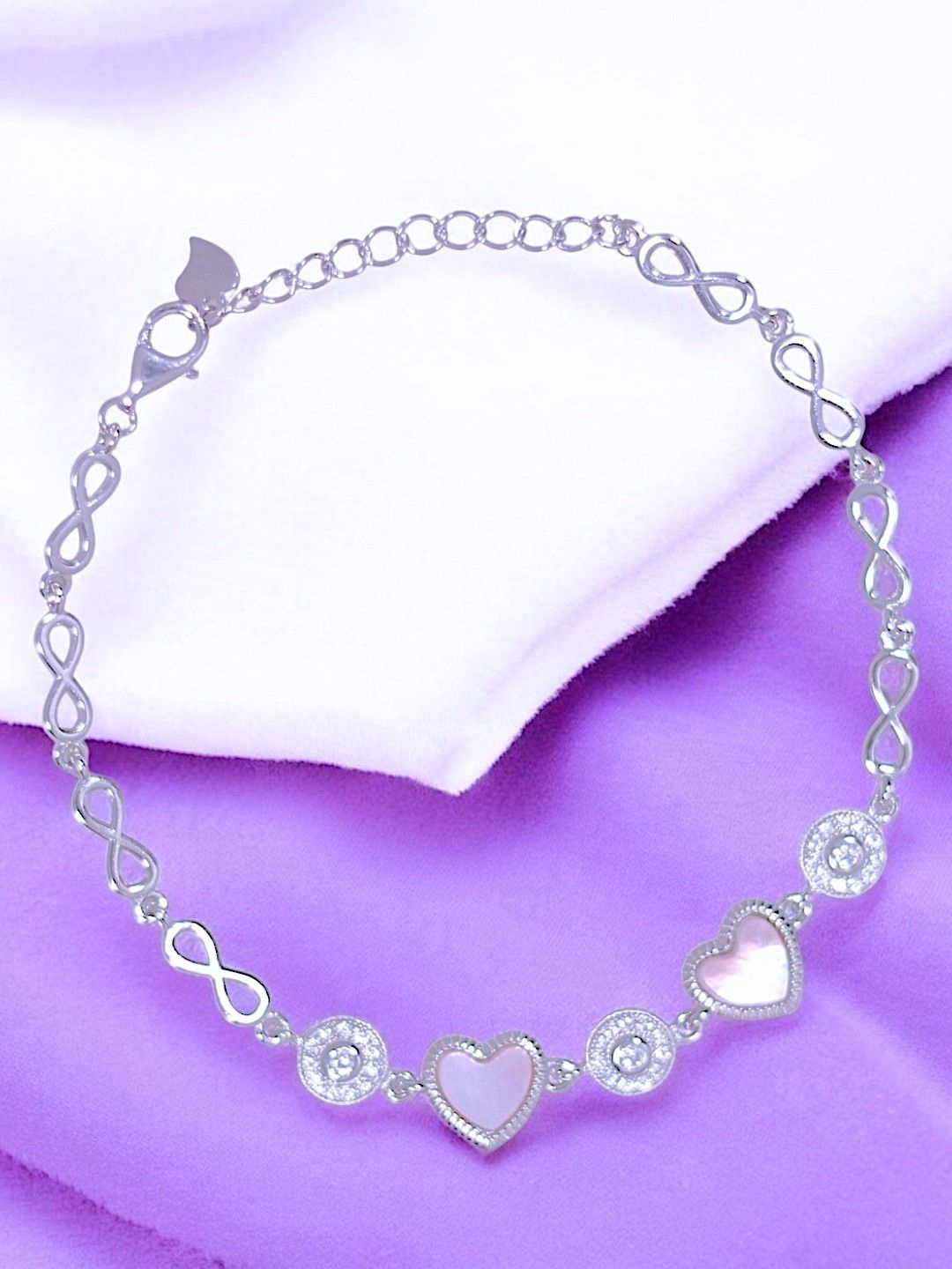 

Taraash 925 Sterling Silver Mother-of-Pearls with CZ-Studded Heart Shape Link Bracelet