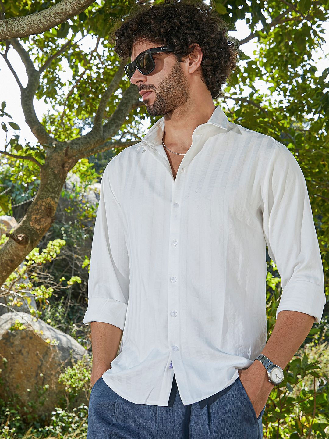

Campus Sutra Men Comfort Fit Spread Collar Textured Casual Shirt, White