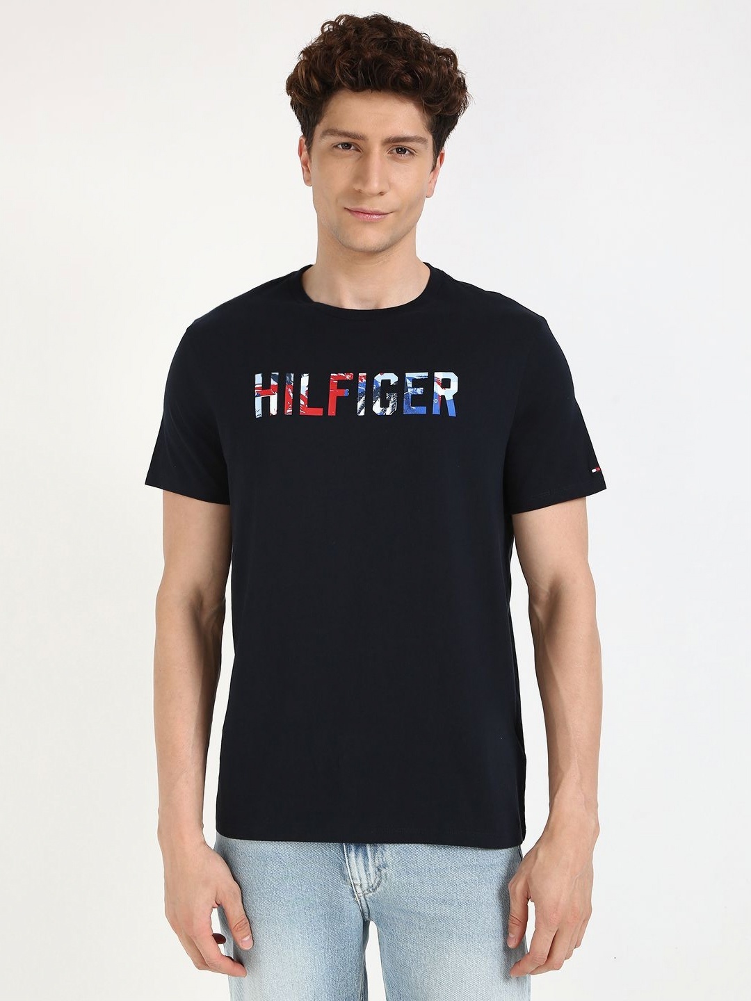 

Tommy Hilfiger Men Typography Printed Round Neck Cotton T-shirt, Navy blue
