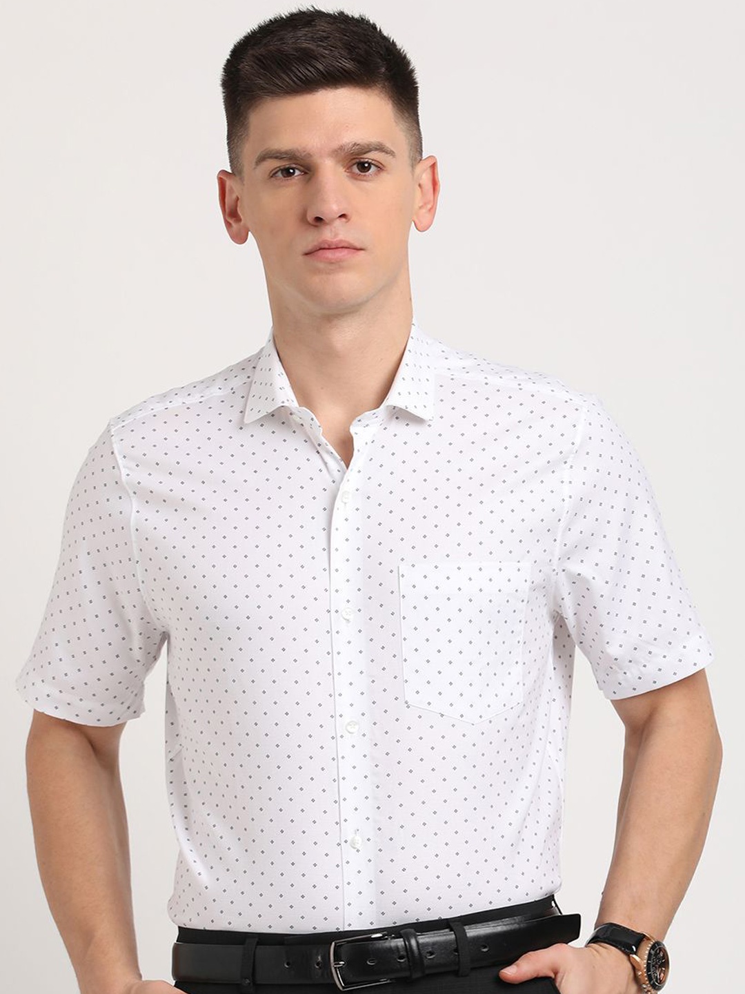 

Turtle Men Standard Slim Fit Spread Collar Micro Ditsy Printed Cotton Formal Shirt, White