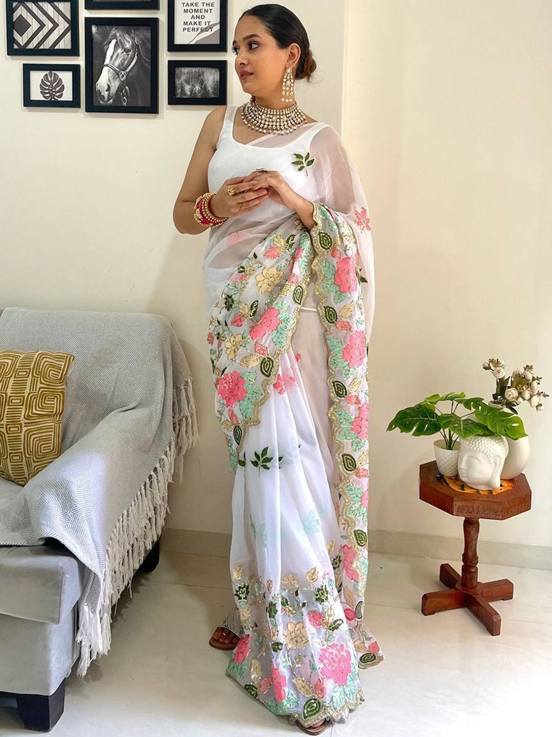 

Anouk Embellished Sequinned Saree, White