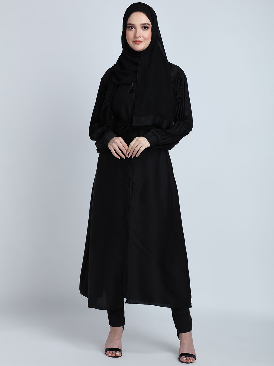 

BROKE BRAND Abaya With Pleated Sleeves Comes With Waist Belt, Black
