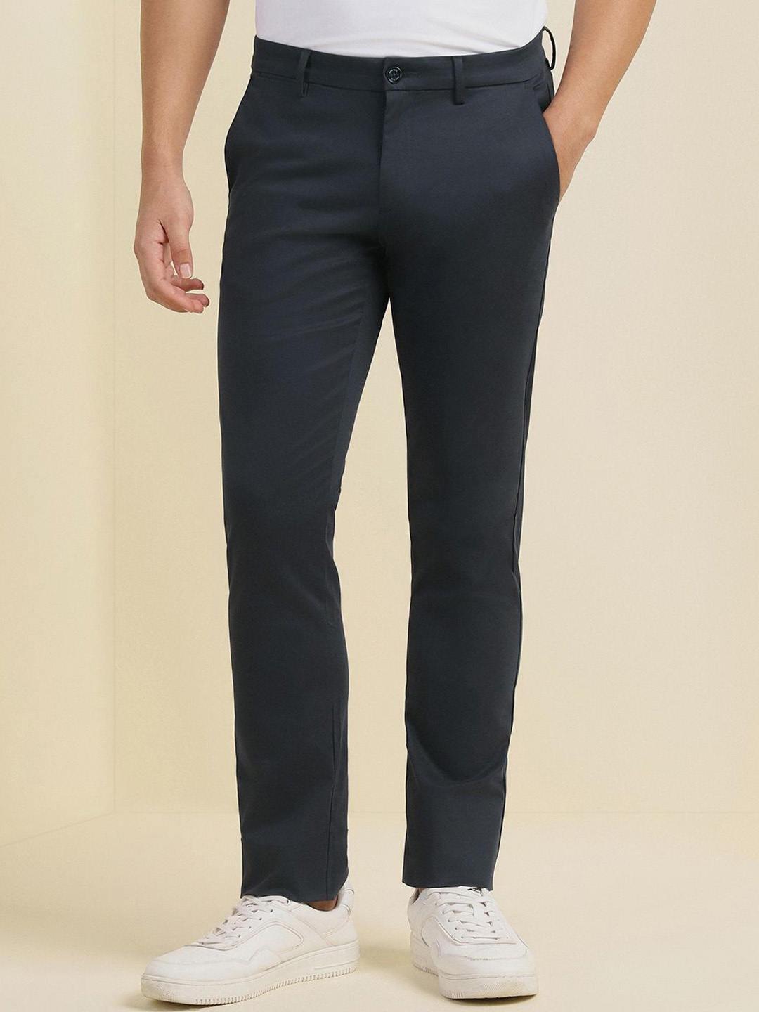 

Allen Solly Men Slim Fit Mid-Rise Regular Trousers, Navy blue