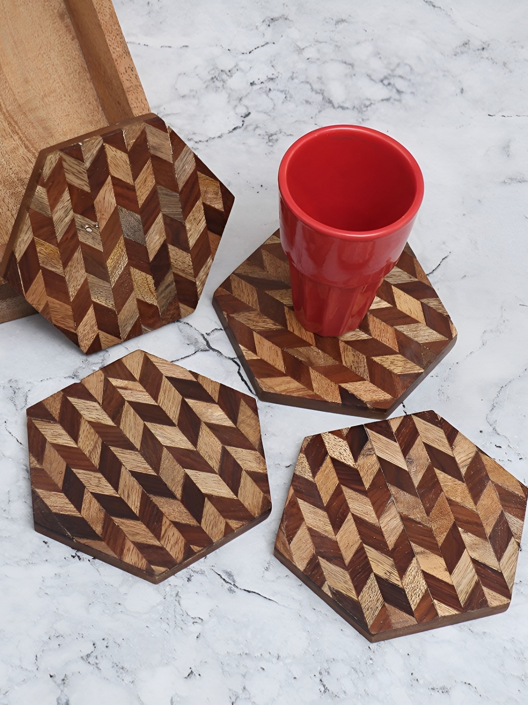 

Indianshelf Brown & Beige 4 Pieces Geometric Wooden Hexagonal Shaped Coasters