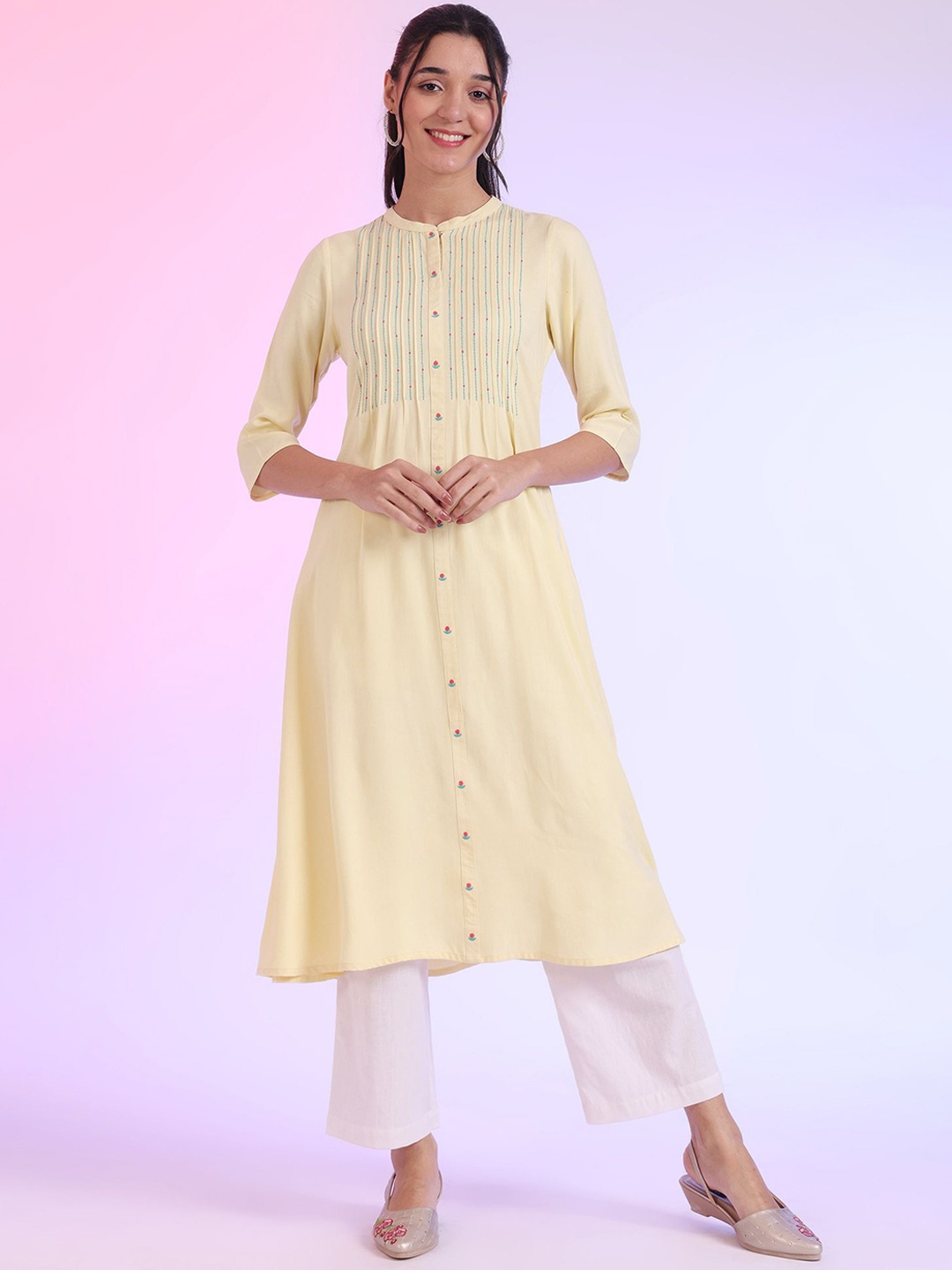 

AURELIA Floral Embroidered Mandarin Collar Straight Kurta, Yellow