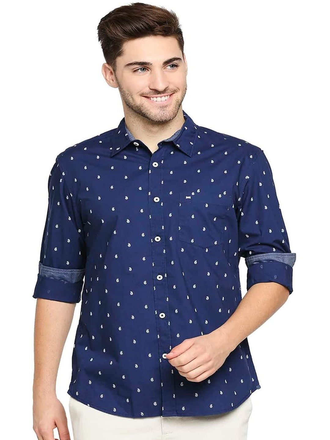 

Basics Men Slim Fit Spread Collar Ethnic Motifs Printed Cotton Casual Shirt, Navy blue
