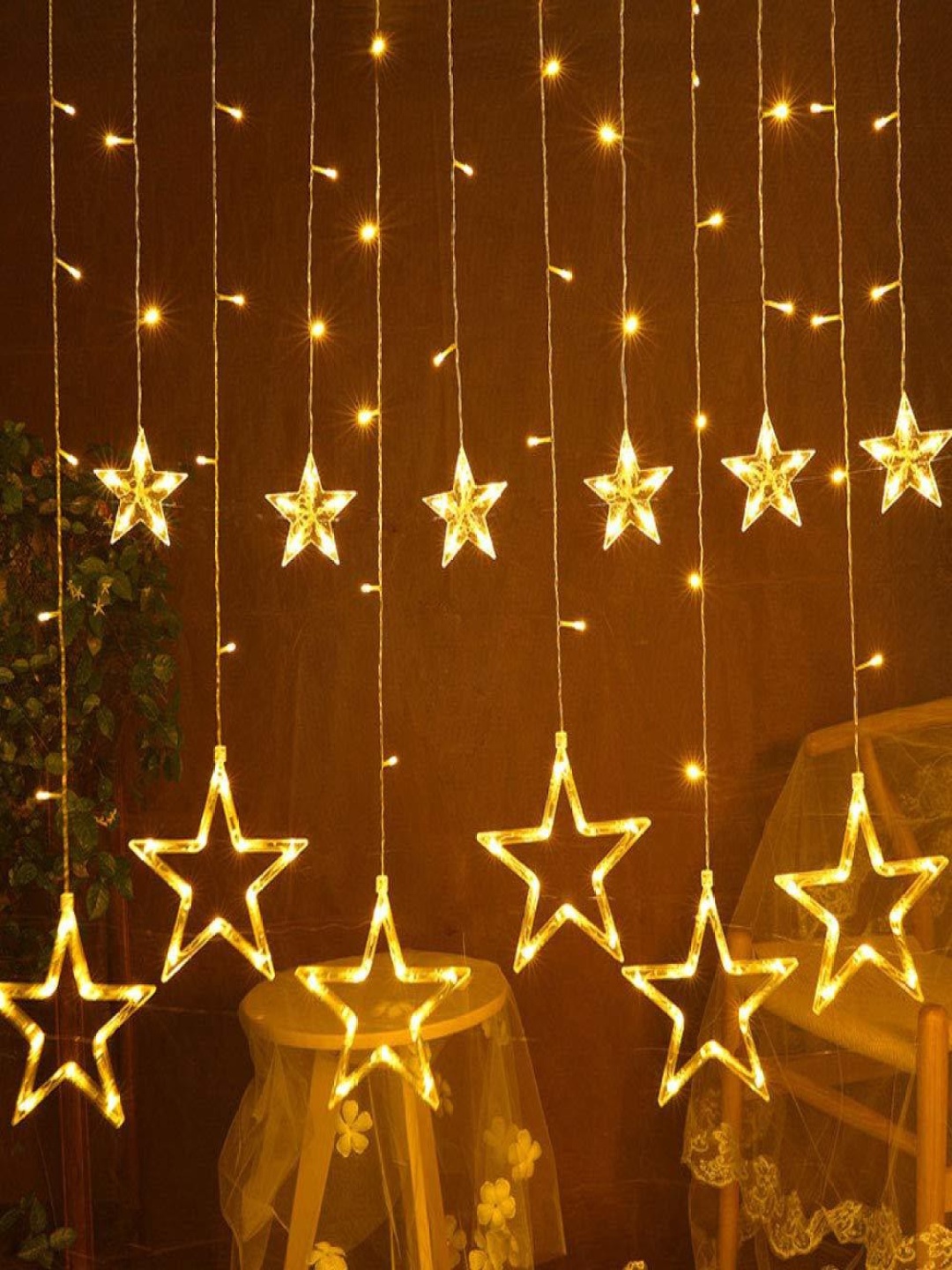 

ENORMITY Yellow Star Shape String Lights, White