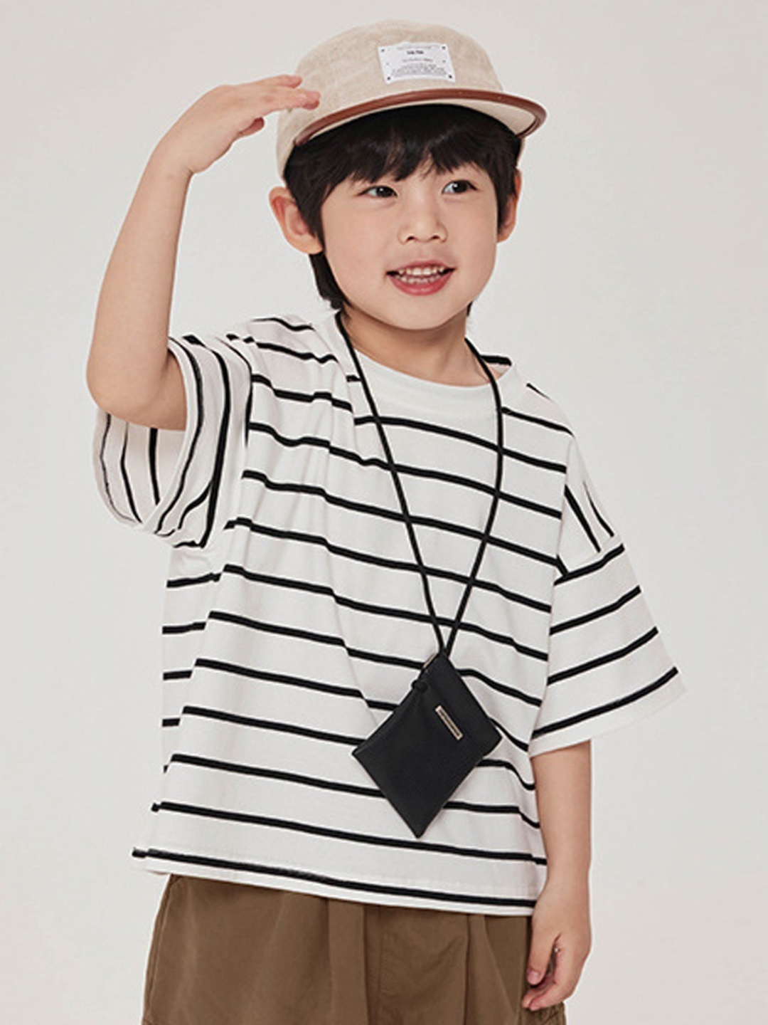 

LULU & SKY Boys Checked Monochrome Pockets Boxy T-shirt, White
