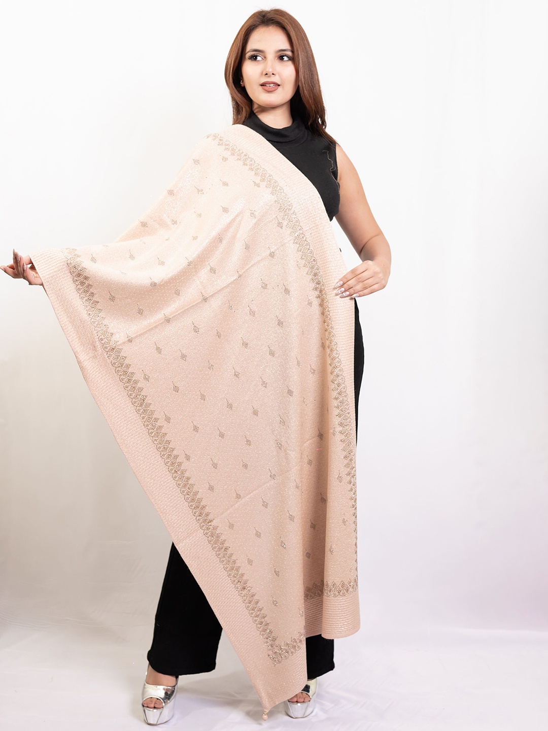 

PASHGIRI Ethnic Motifs Embroidered Woolen Shawl, Peach