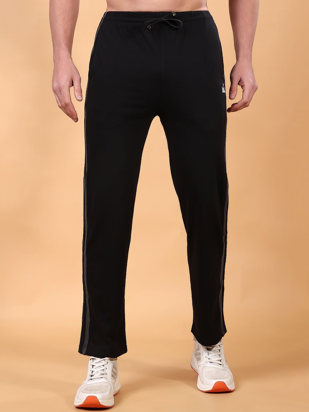 

FAW Men Mid-Rise Track Pants, Black