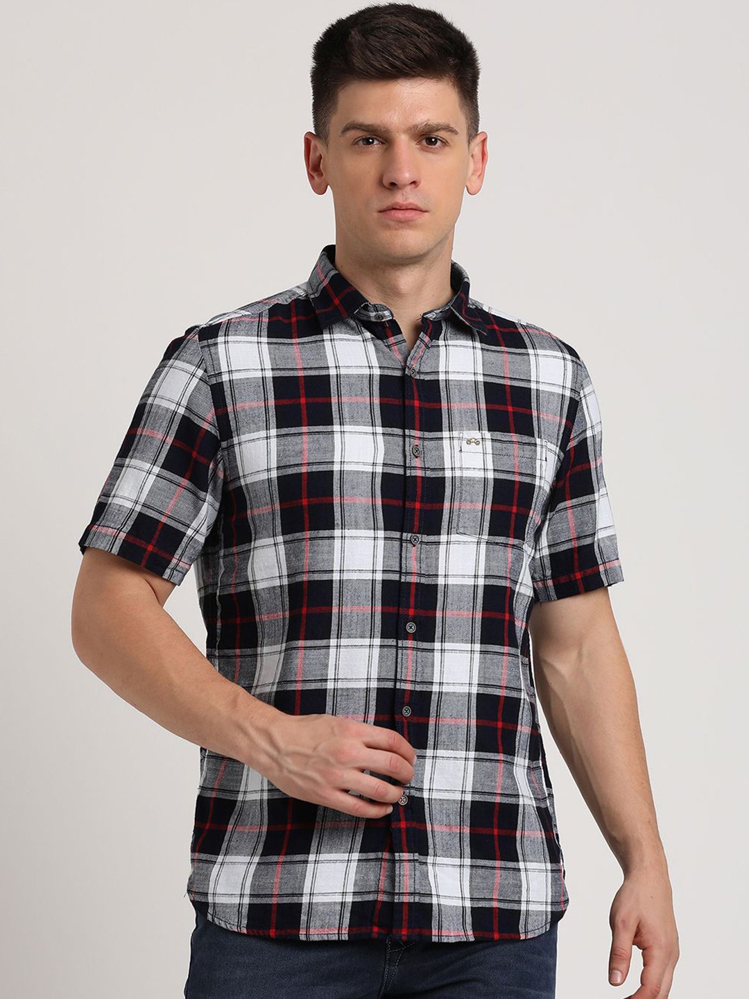 

Turtle Men Relaxed Fit Spread Collar Tartan Checked Cotton Casual Shirt, Black
