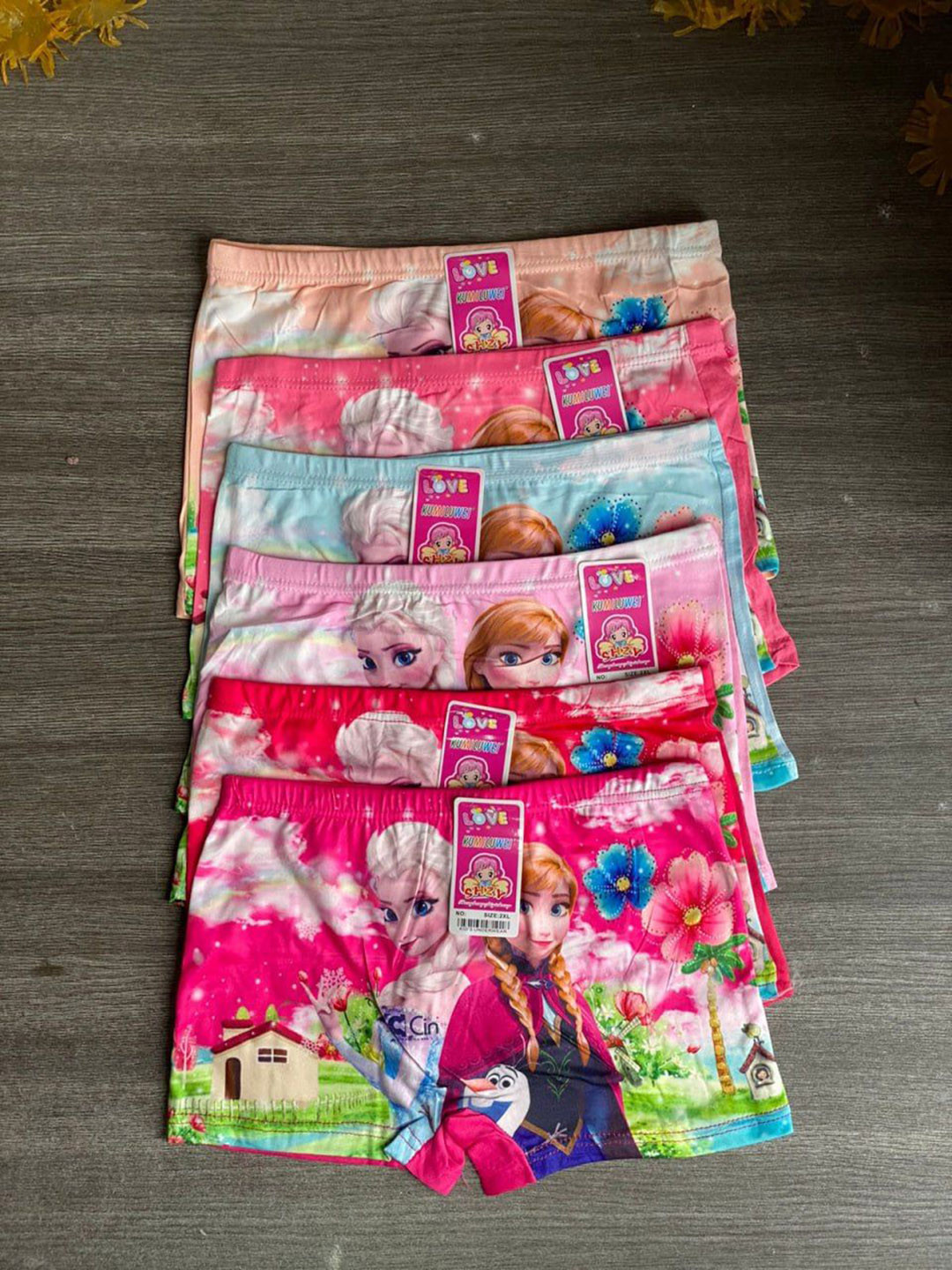 

SHREE GANESH FASHION Girls Pack Of 6 Frozen Printed Cotton Assorted Briefs
