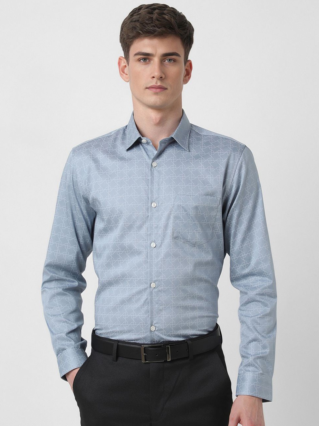 

Peter England Men Slim Fit Spread Collar Geometric Printed Cotton Formal Shirt, Grey