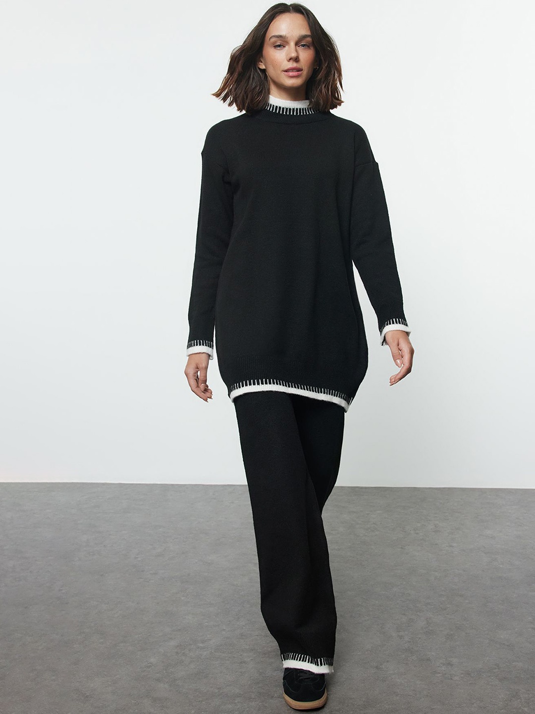 

Trendyol High Neck Long Sleeves Sweater With Trousers, Black