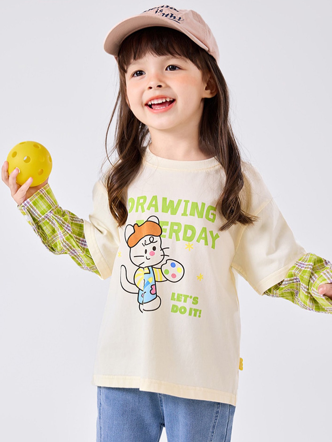 

LULU & SKY Girls Printed Extended Sleeves T-shirt, Off white