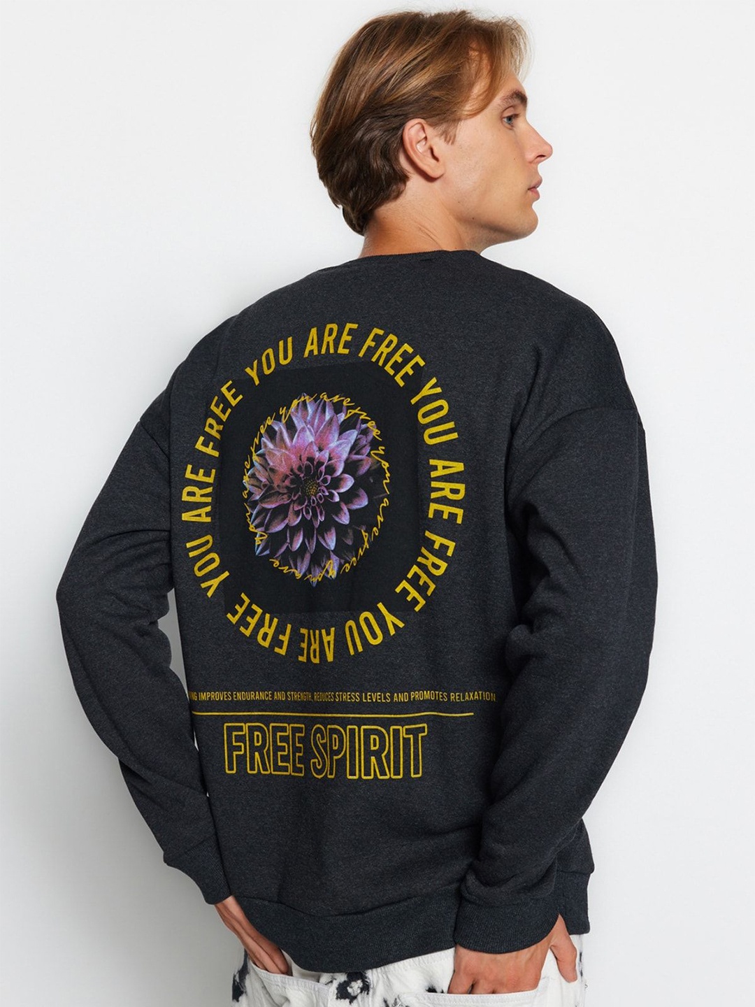 

Trendyol Men Printed Sweatshirt, Na