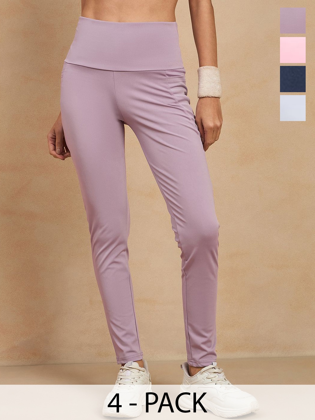 

COLOR CAPITAL Women Pack of 4 Antimicrobial Tights, Lavender