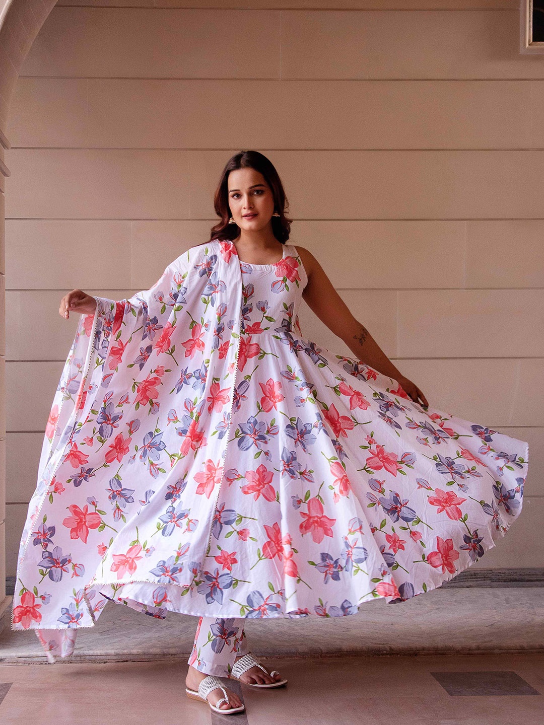 

Pomcha Floral Printed Regular Pure Cotton Anarkali Kurta with Trousers & Dupatta, White
