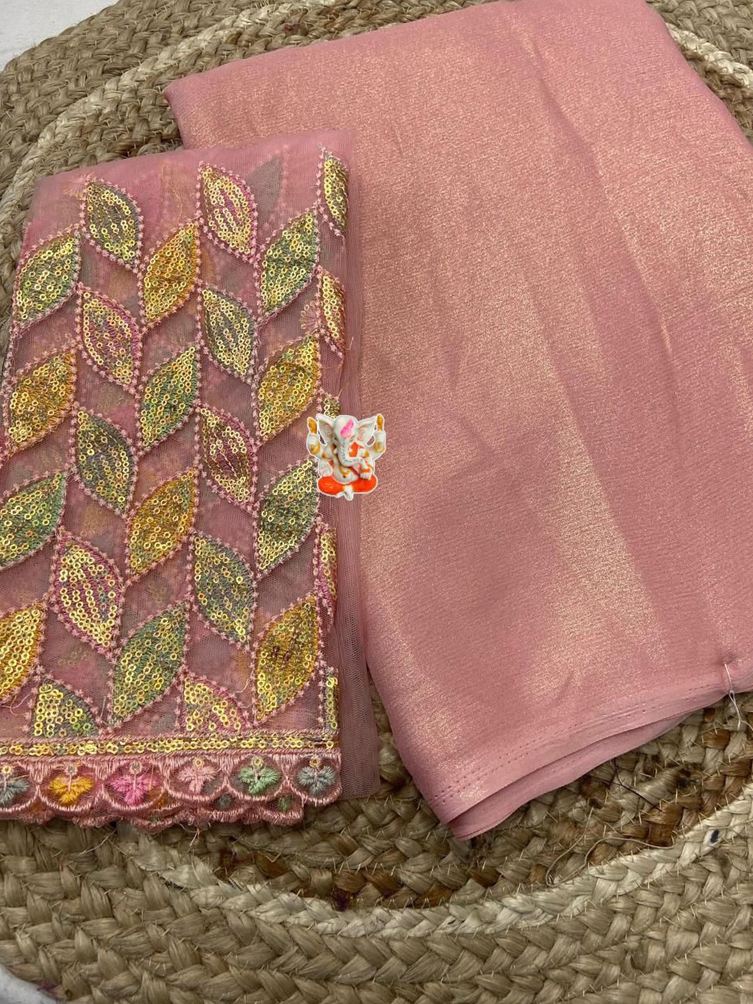 

PAYAL CREATION Solid Pure Chiffon Heavy Work Maheshwari Saree, Pink