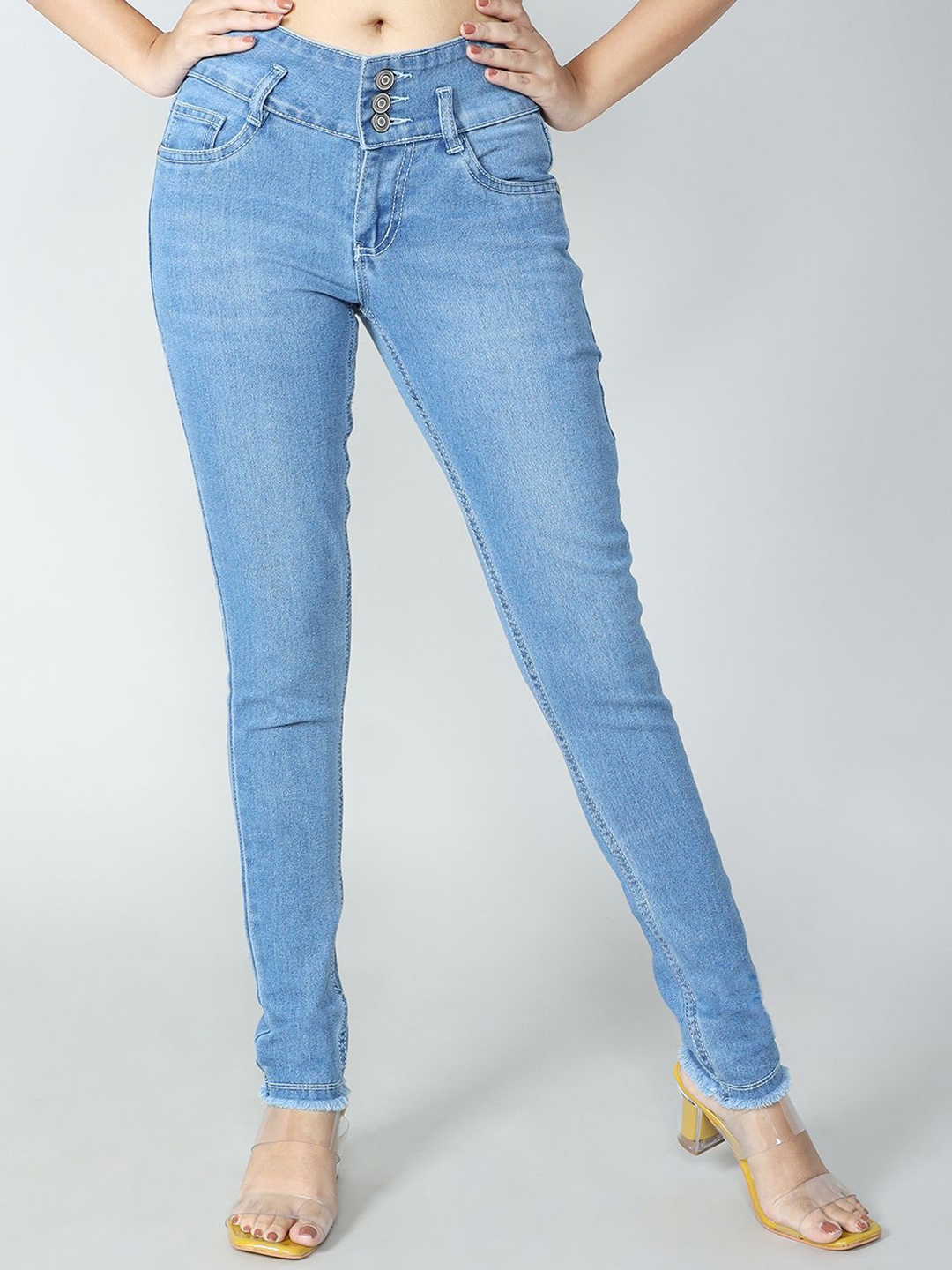 

Novio Women Comfort Slim Fit High-Rise Light Fade Stretchable Jeans, Blue