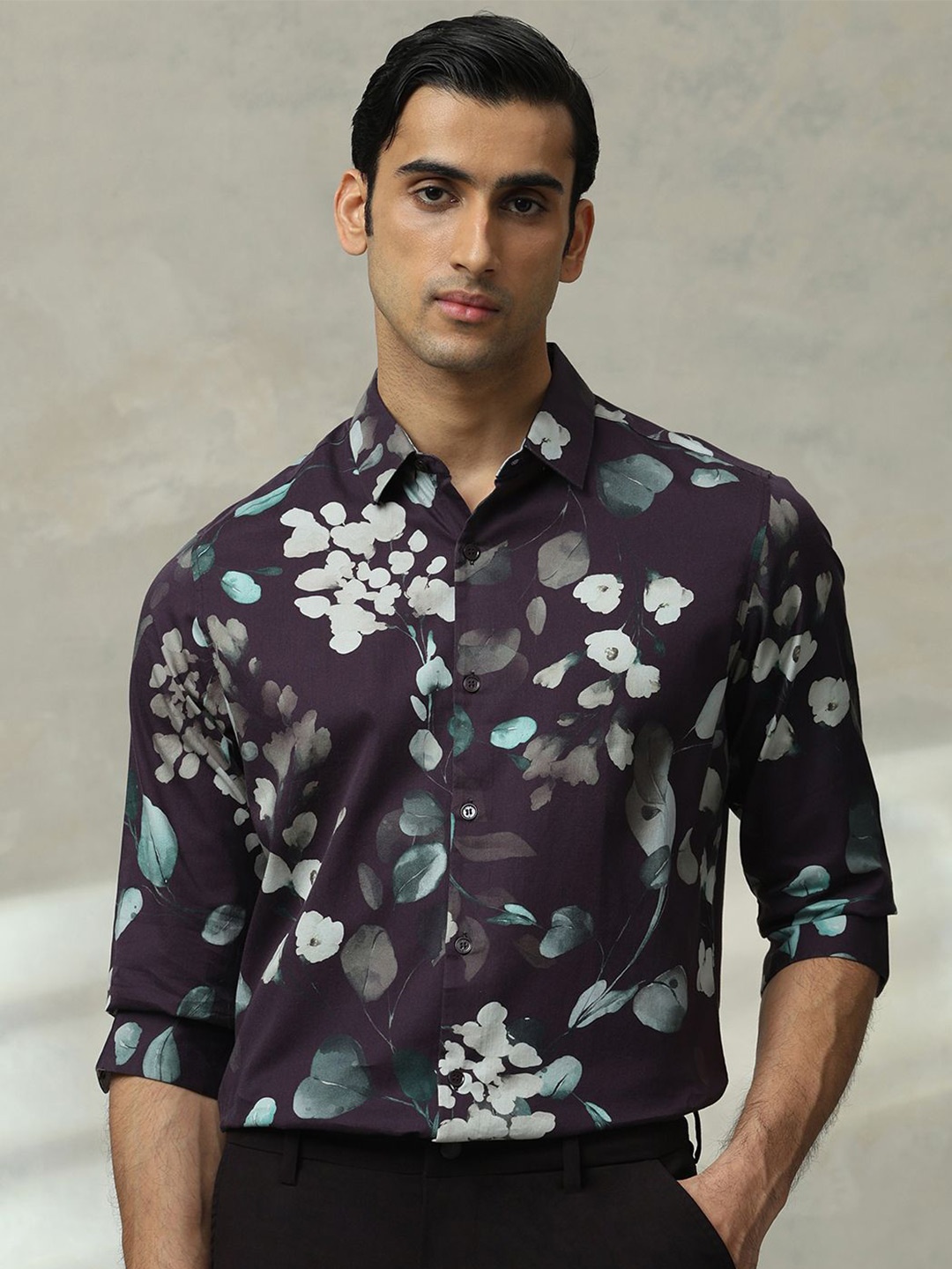 

Mufti Men Slim Fit Spread Collar Floral Printed Cotton Casual Shirt, Black