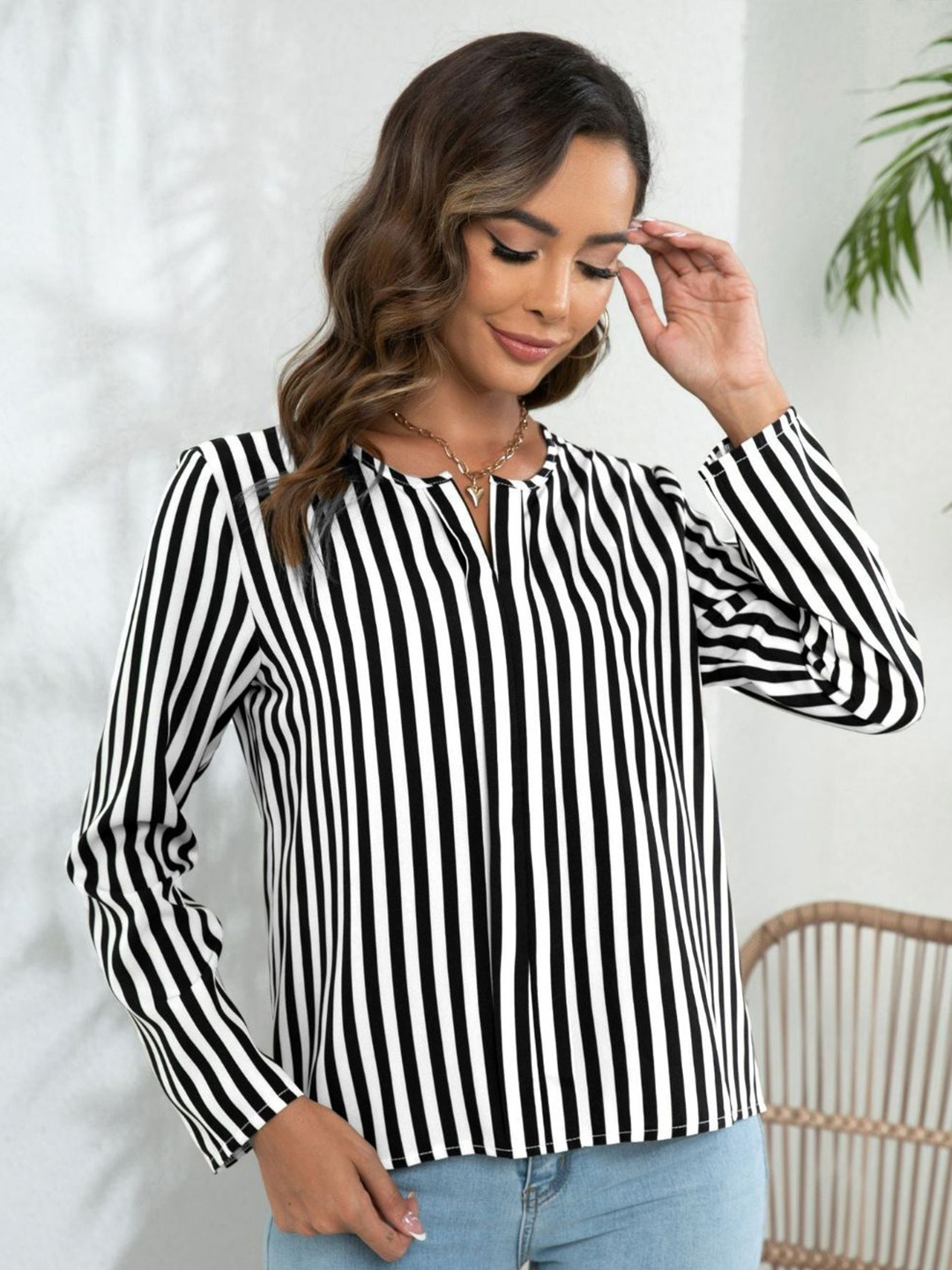 

Oh Rare Women Vertical Striped Round Neck Casual Top, White