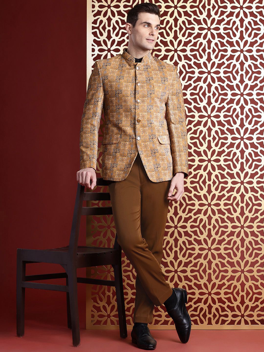

MANQ Printed Slim-Fit Sequinned Bandhgala Blazer, Brown