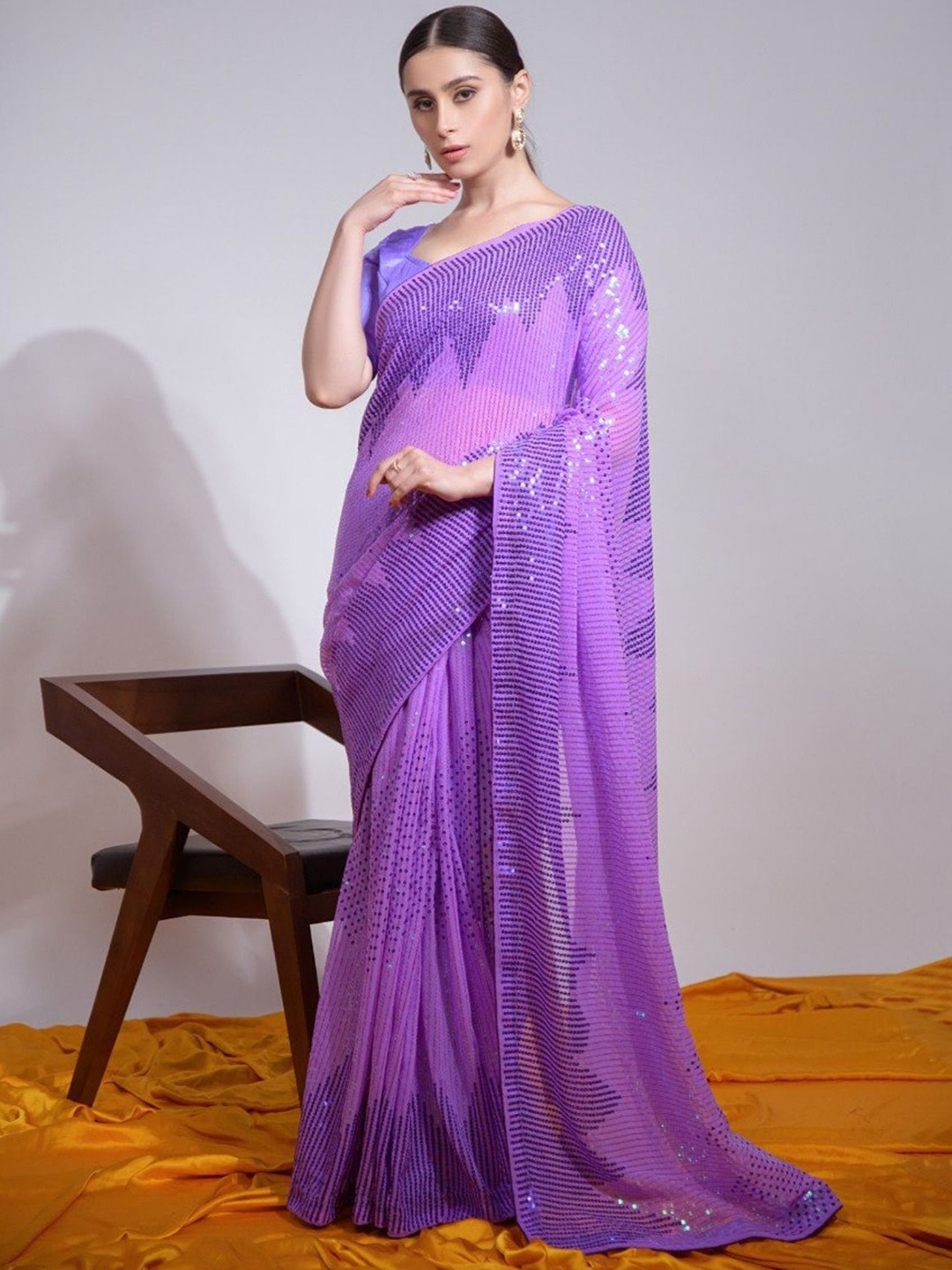 

Anouk Embellished Sequinned Heavy Work Saree, Purple