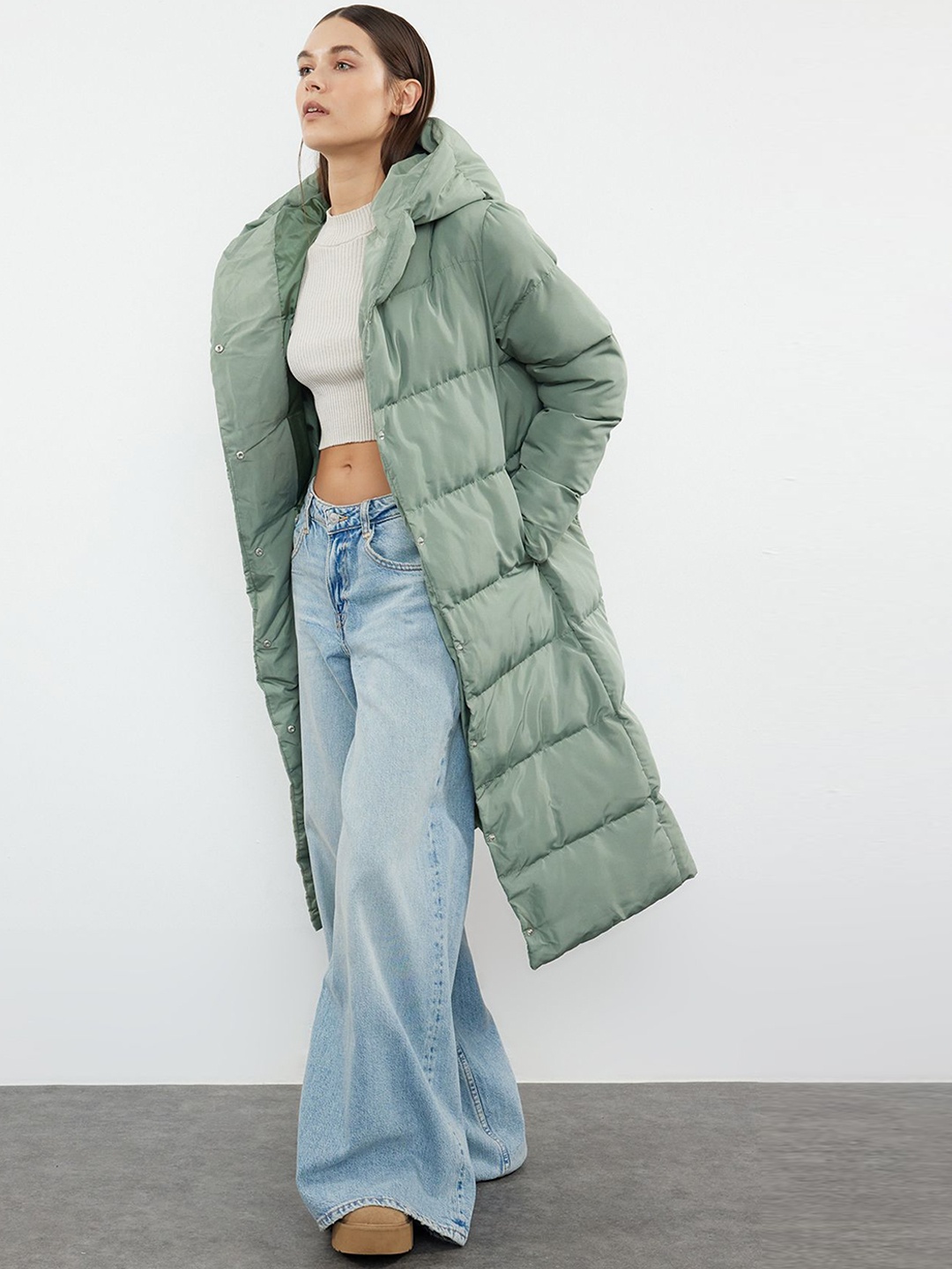 

Trendyol Women Hooded Solid Casual Puffer Jacket, Sea green