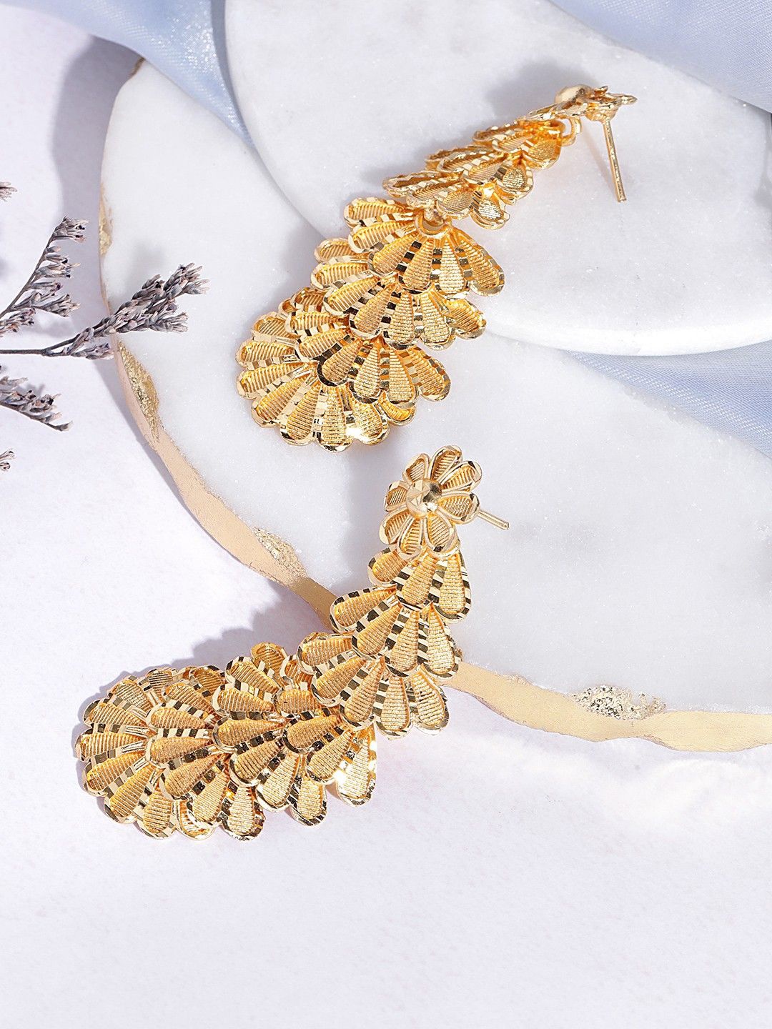 

ORANGENYSHA 1 Gram Gold Plated Leaf Shaped Drop Earrings