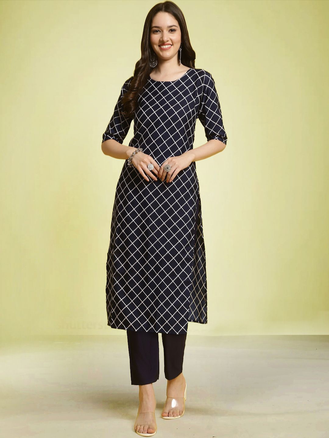 

Moda Rapido Checked Round Neck Straight Kurta with Trouser, Black