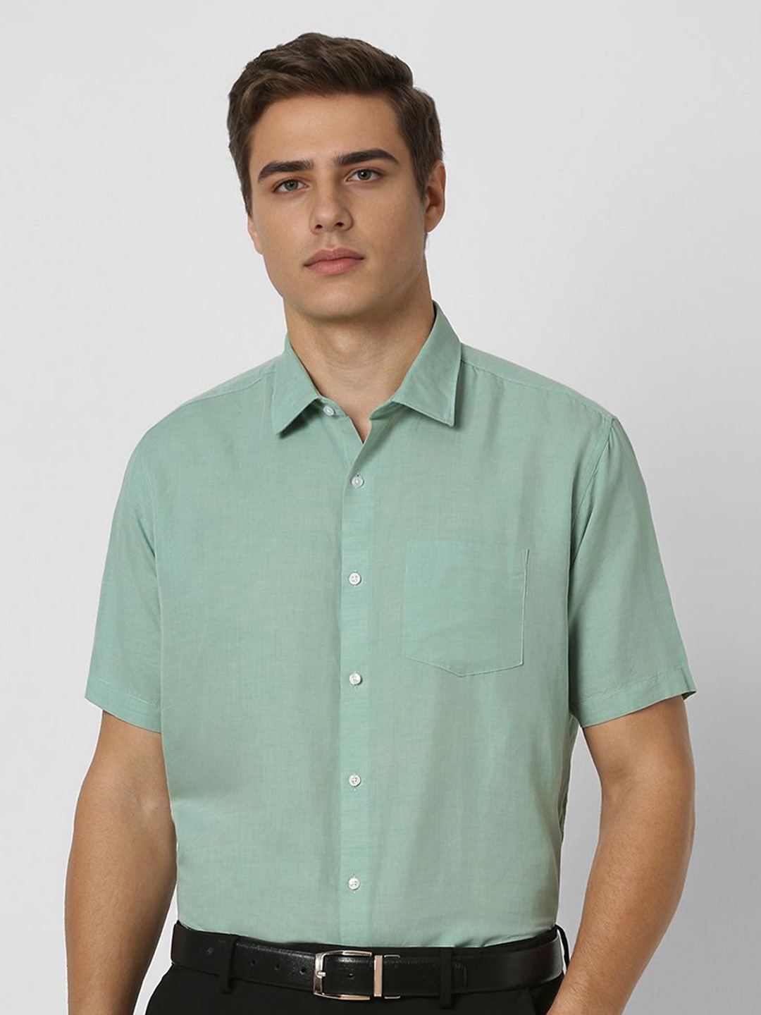 

Van Heusen Men Opaque Formal Shirt, Green