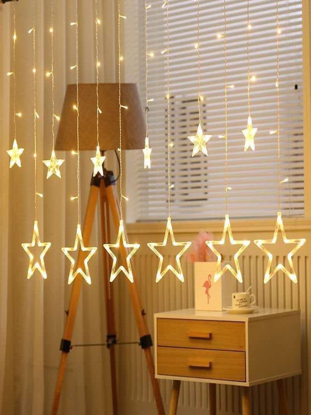 

SPARK WORLD Yellow Star Shaped String Lights