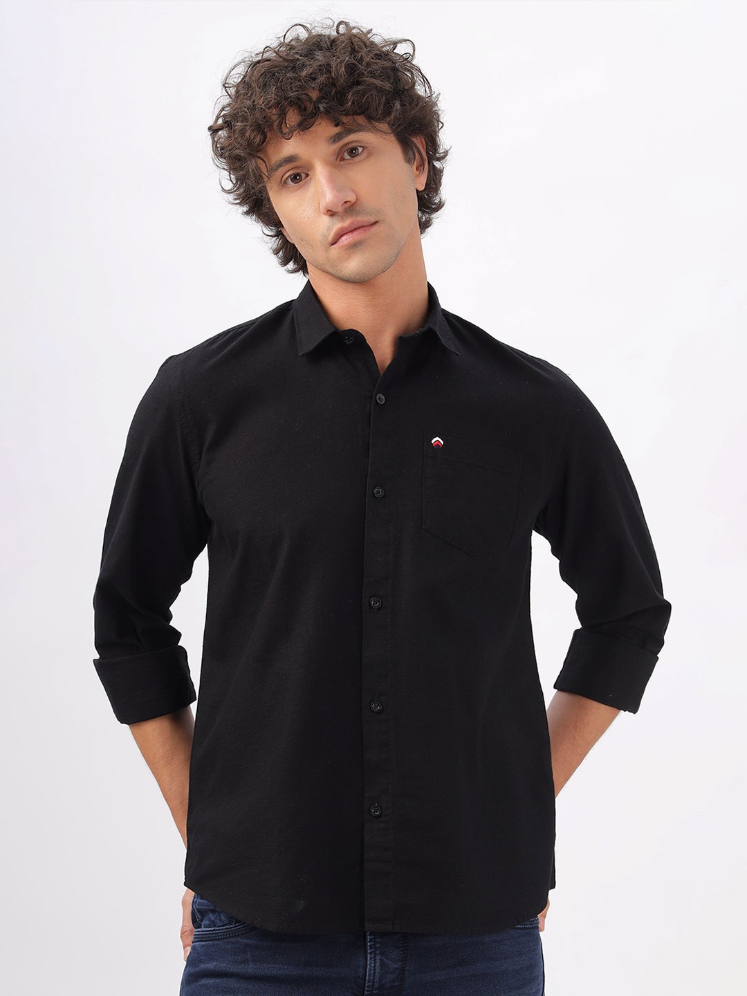 

BS BLUE SQUAD Men India Slim Fit Spread Collar Solid Casual Shirt, Black