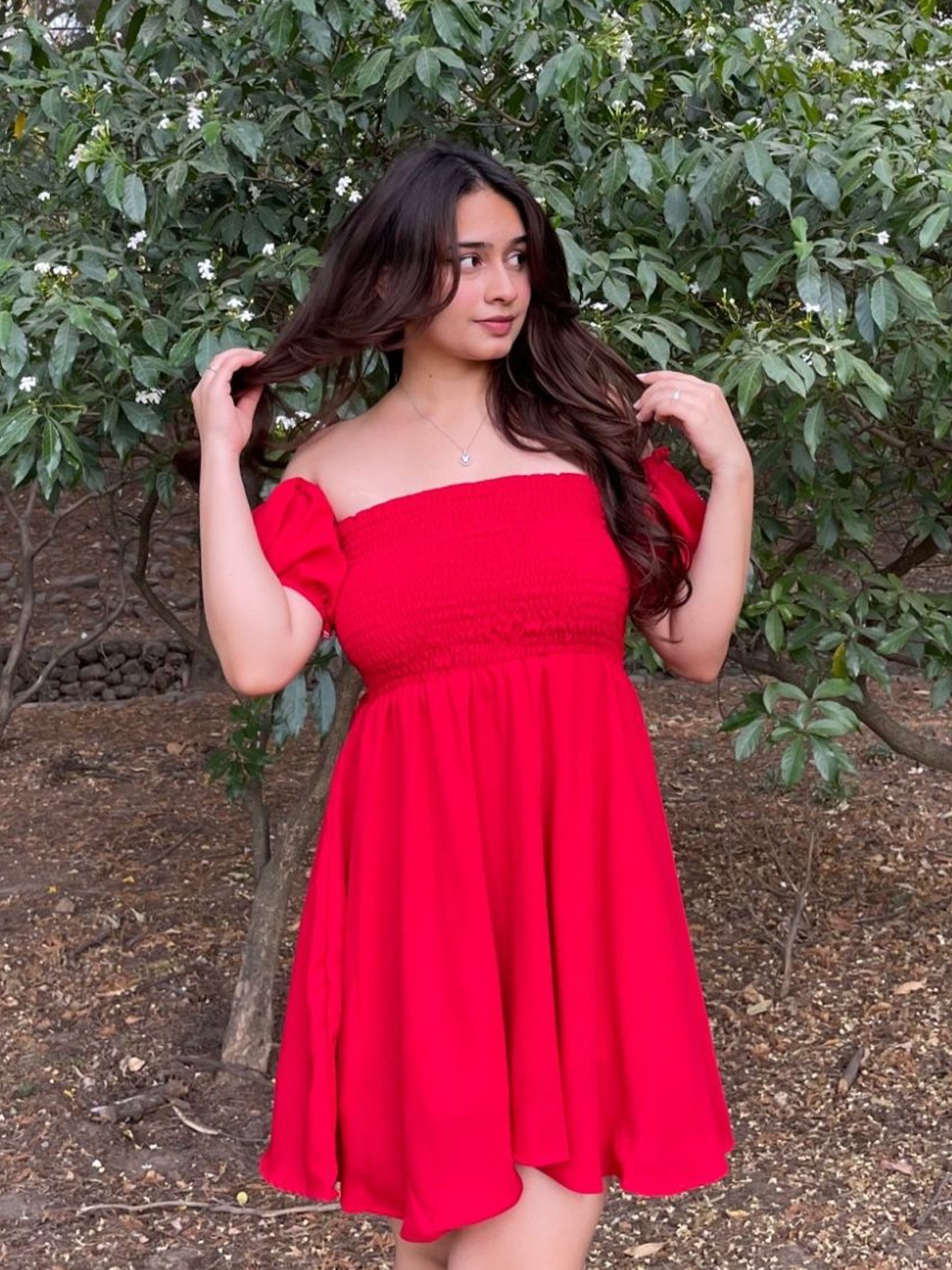 

TAILORMADE CLOTHING Off-Shoulder Smocked Fit & Flare Dress, Red