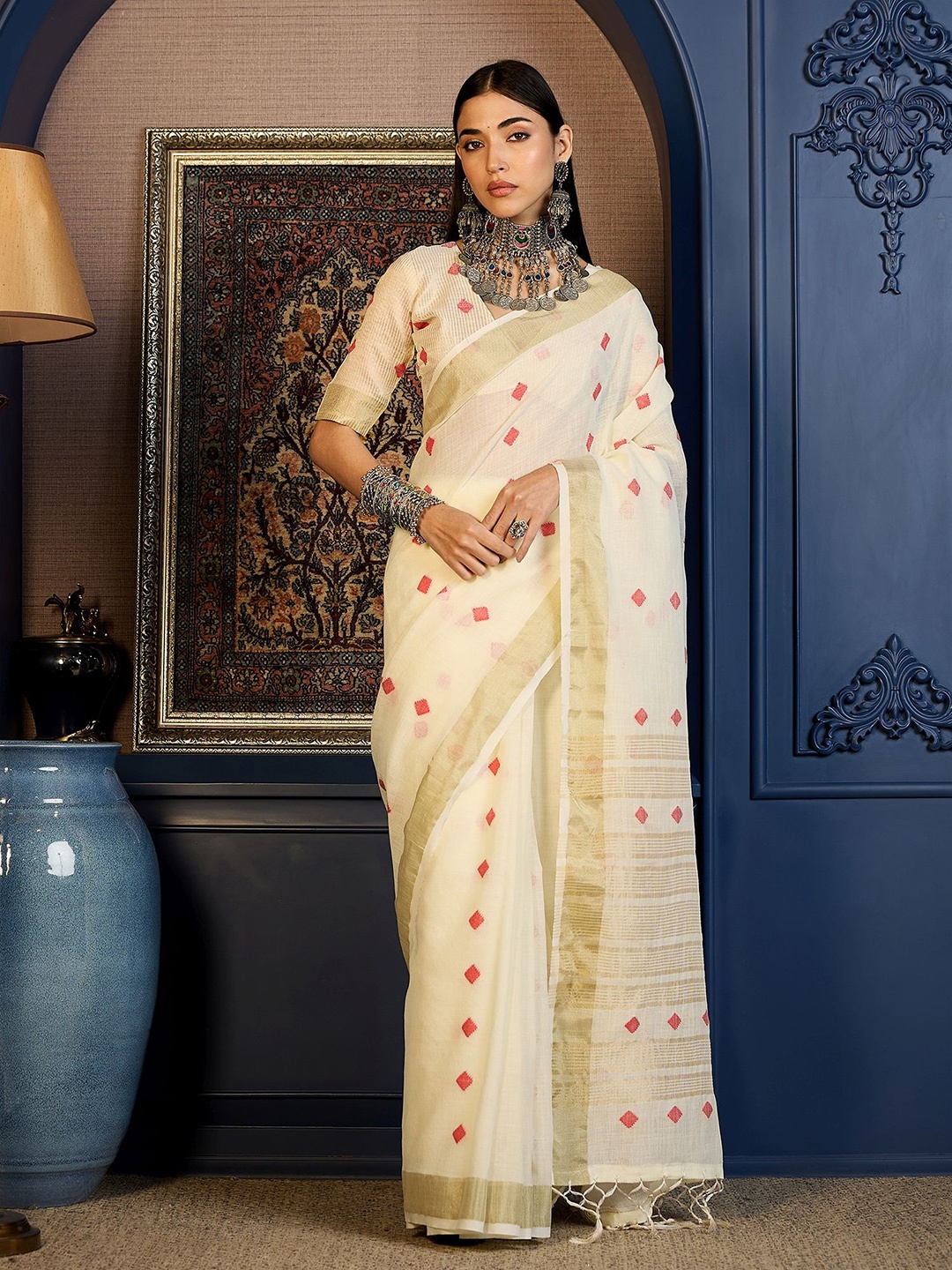 

Sangria Woven Design Zari Pure Cotton Saree, White