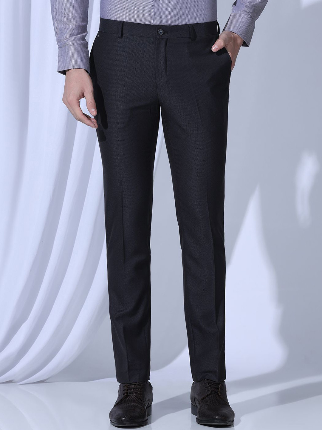 

Blackberrys Men Slim Fit Low-Rise Formal Trousers, Navy blue