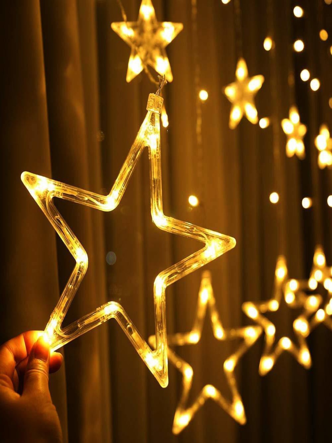 

SPARK WORLD Star Shaped Yellow String Lights