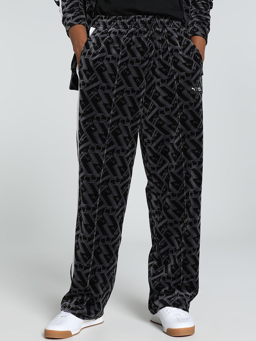 

PUMA Men x SQUID GAME T7 Relaxed Fit Track Pants, Black