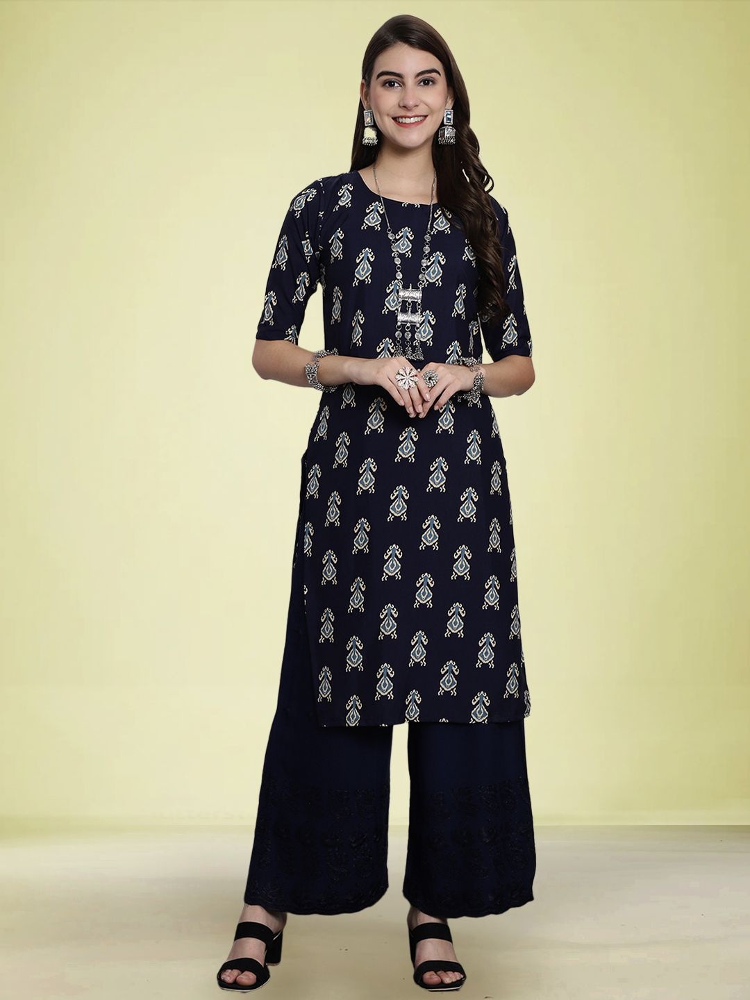 

Moda Rapido Ethnic Motifs Printed Round Neck Straight Kurta, Navy blue