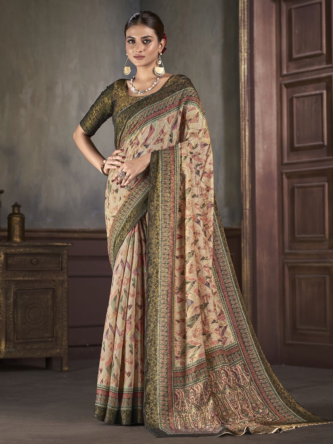 

Krimmple Printed Pure Silk Saree, Green